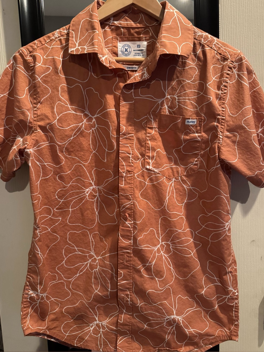 Hurley Orange Floral Short Sleeve Button-Down Shirt